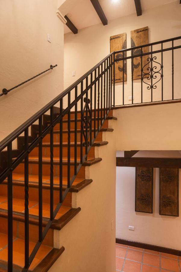 Hotel Boutique Balcon De La Plaza Сальта Екстер'єр фото