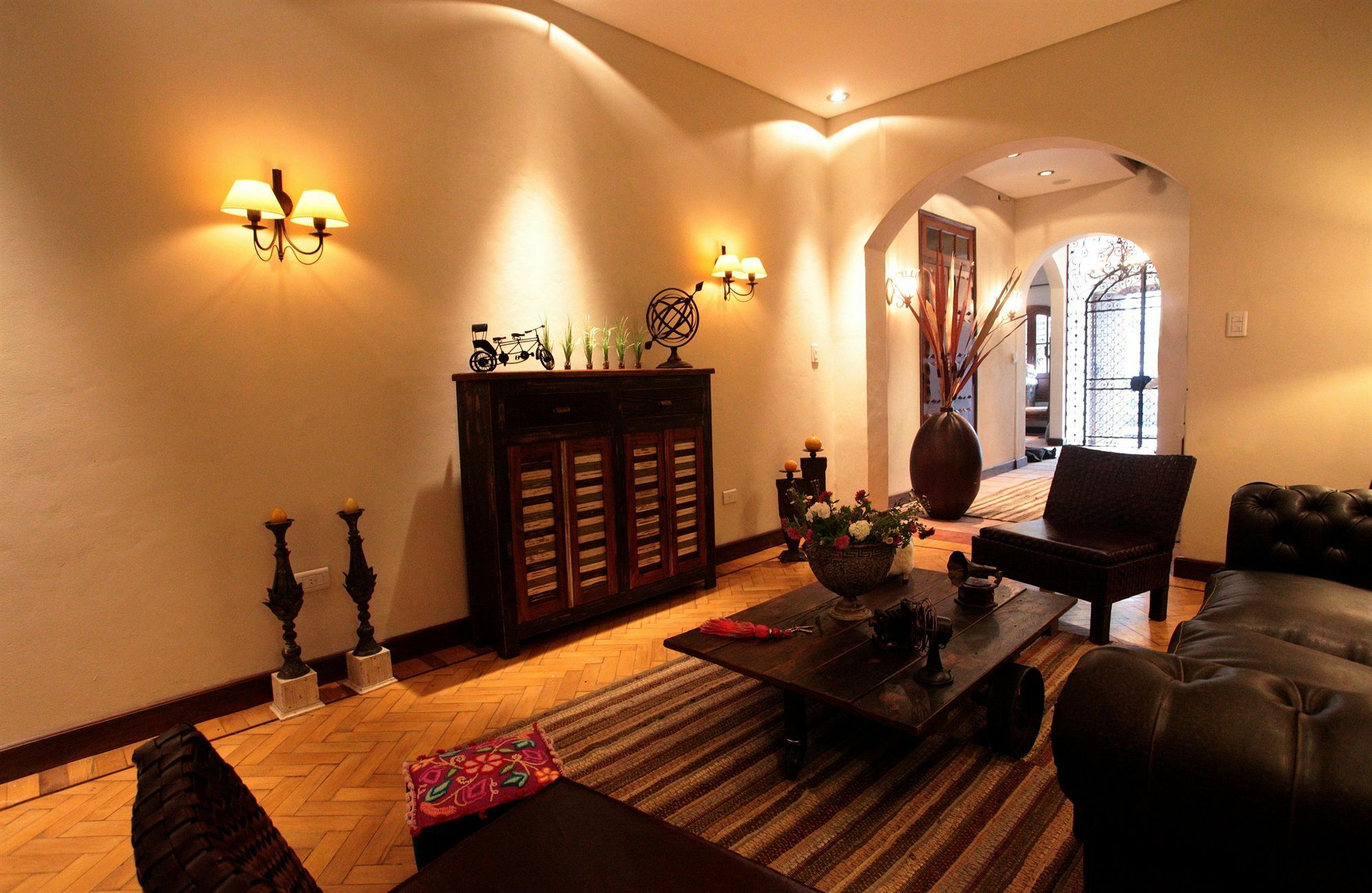Hotel Boutique Balcon De La Plaza Сальта Екстер'єр фото